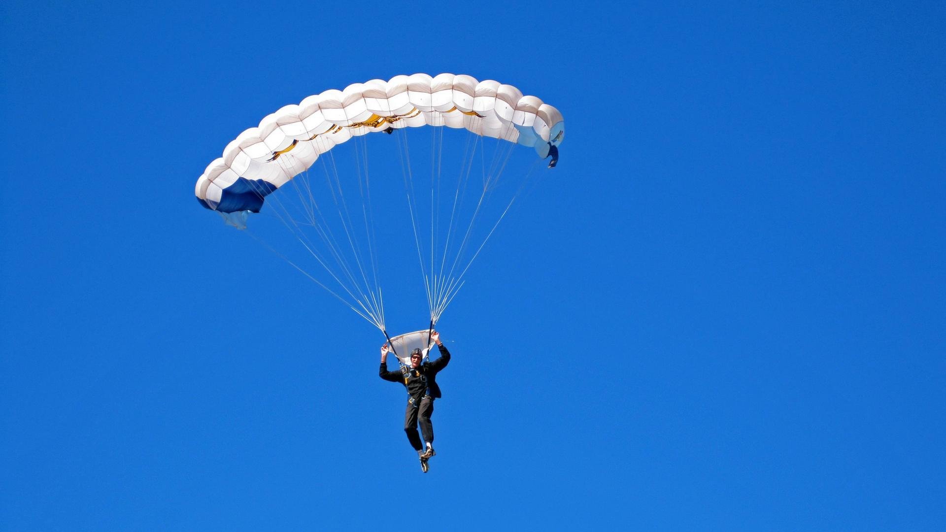 世界铁人三项赛程公布 国内选手备战计划逐步落实推进，世界铁人三项比赛